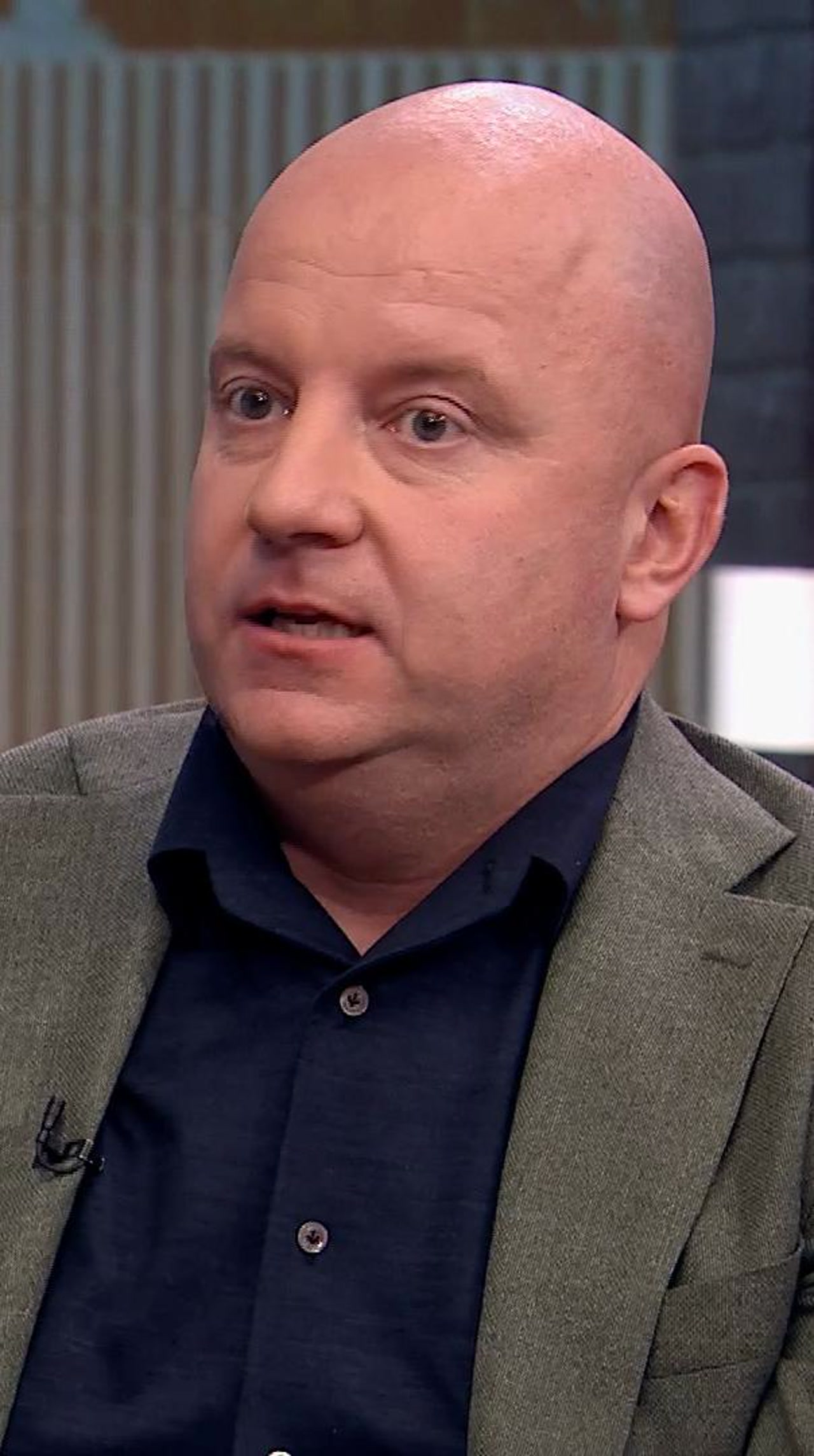 Moet AOW afgeschaft worden voor de rijken?