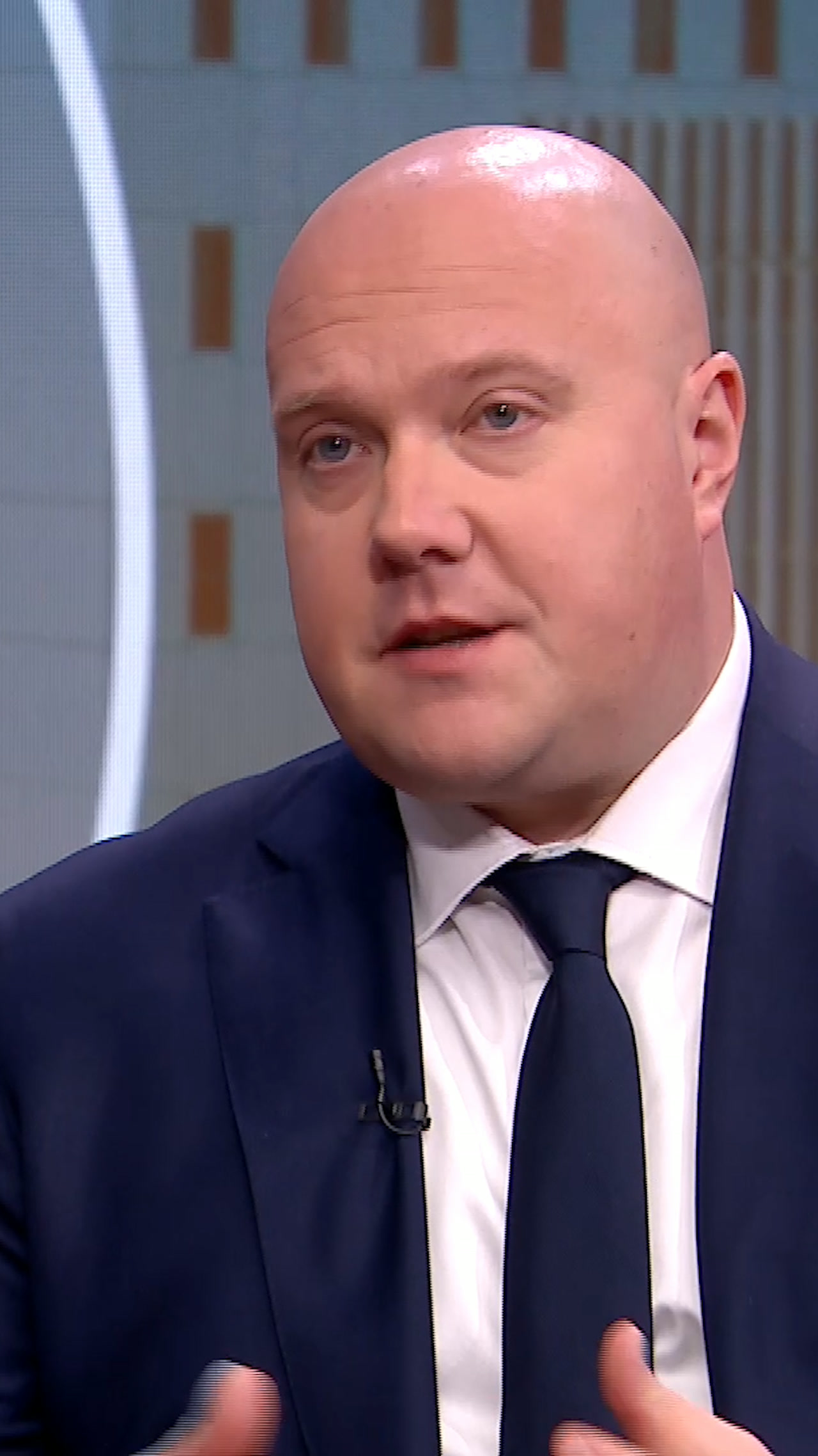 'Werken is de basis en niet een uitkering'